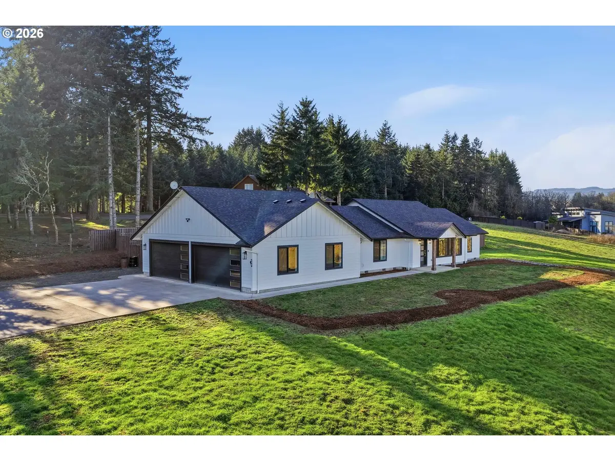 386 N Kings Valley Hwy, Dallas, OR 97338 - Image #1