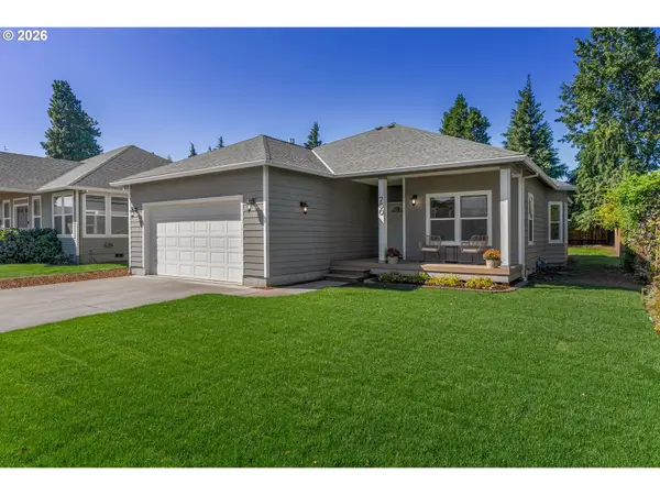 790 Henderson Rd, HoodRiver, OR 97031