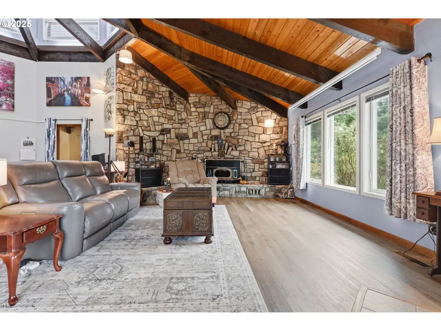 1750 S 2nd St, Lebanon, OR 97355 - Image #3