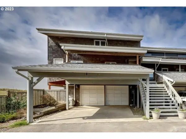 35601 G St #1, OceanPark, WA 98640