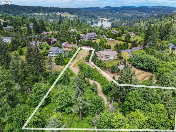 20717 S Monpano Overlook Dr, OregonCity, OR 97045