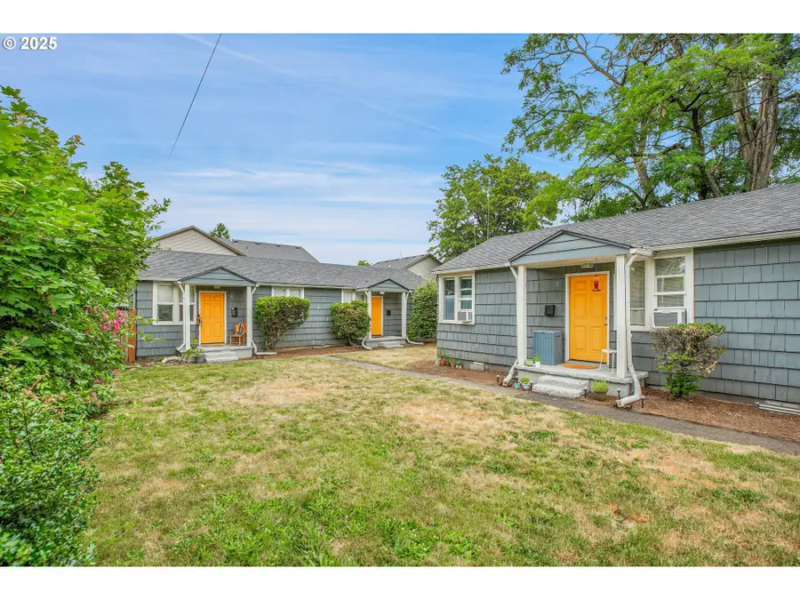 5821 SE Knapp St, Portland, OR 97206 - Image #2