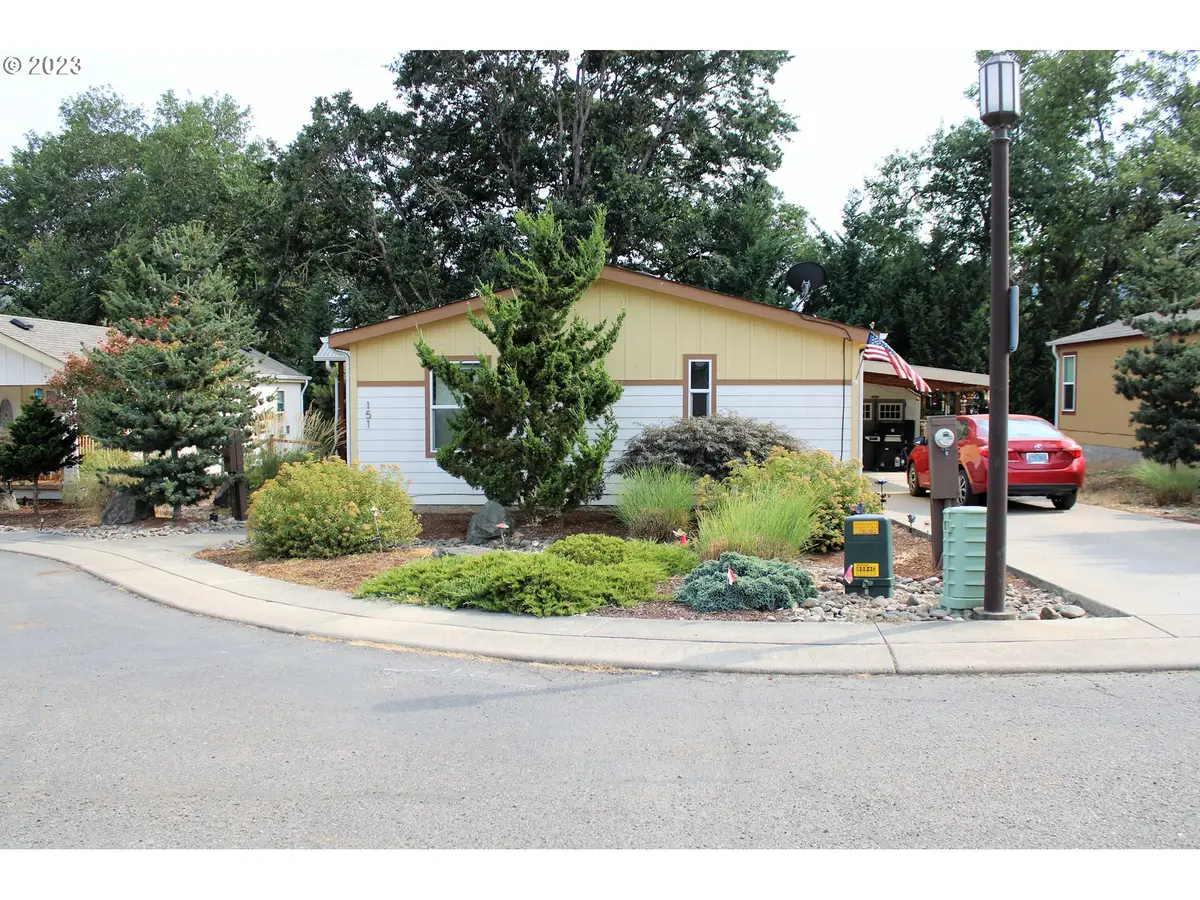 151 Wanda Ct, Myrtle Creek, OR 97457 - Image #1