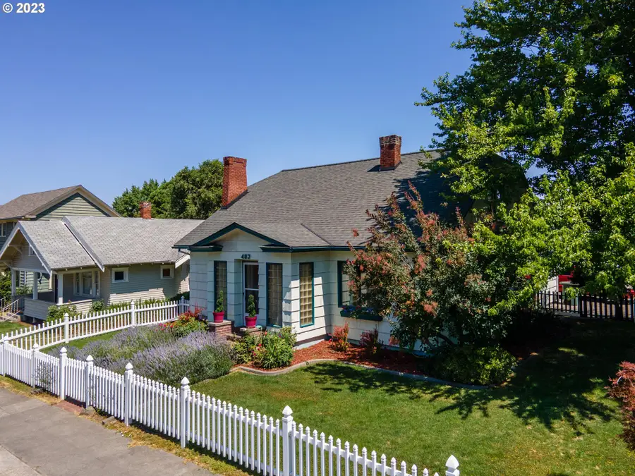 403 W 9th St, The Dalles, OR 97058 - #2