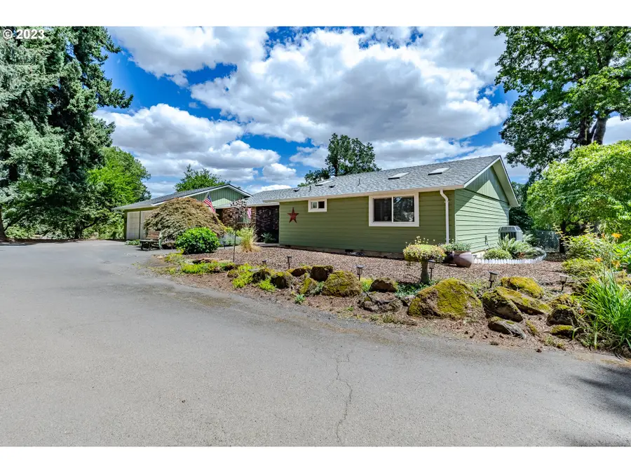 8690 Aumsville Hwy, Salem, OR 97317 - Image #2