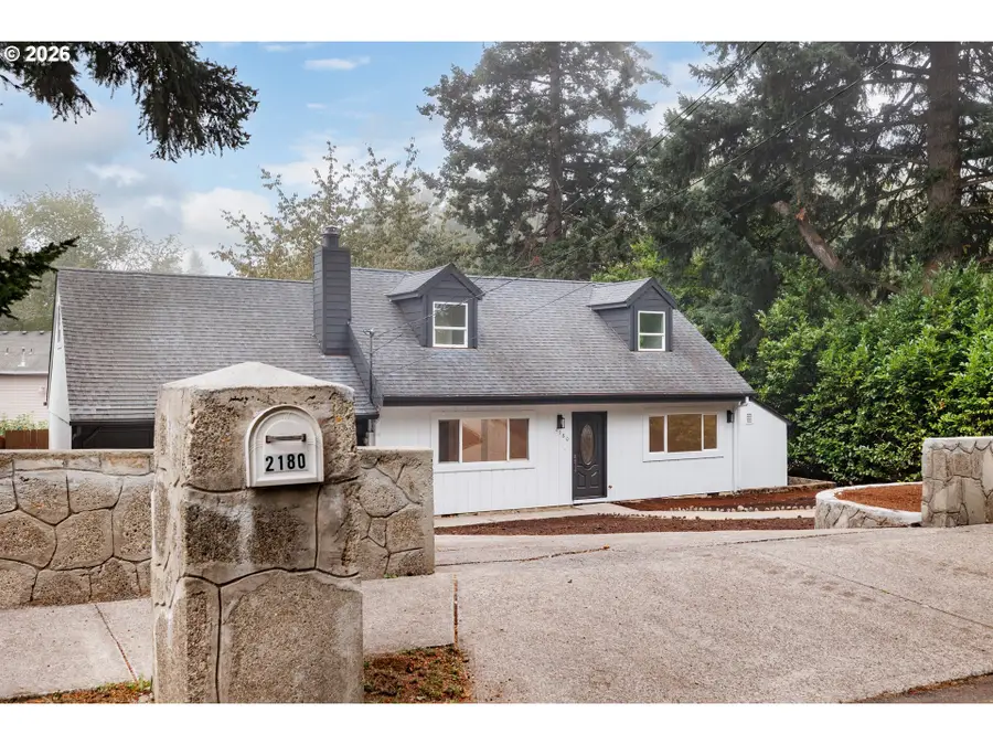 2180 NW 3rd St, Gresham, OR 97030 - #3