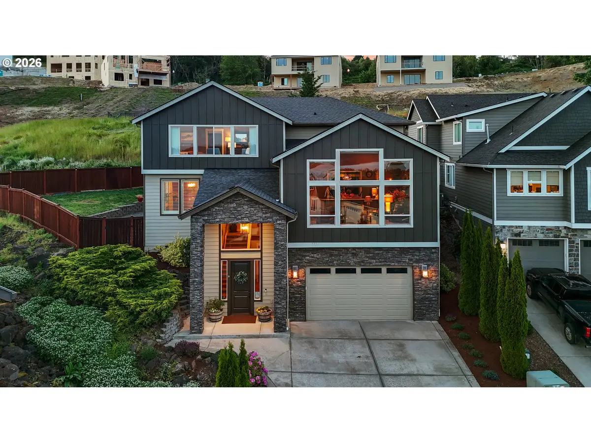 2339 N 6th St, Washougal, WA 98671 - #1