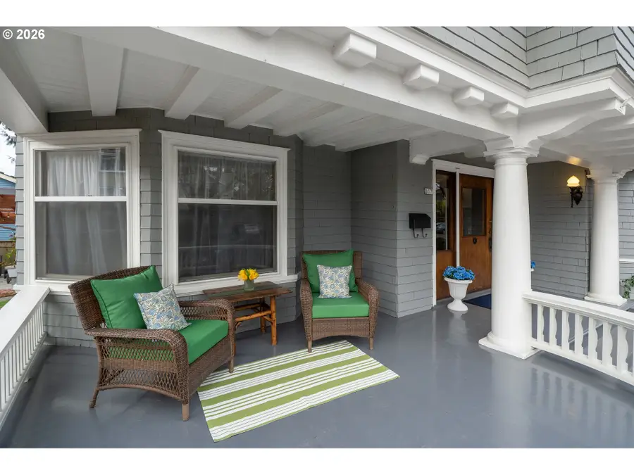 807 SE 28th Ave, Portland, OR 97214 - #3