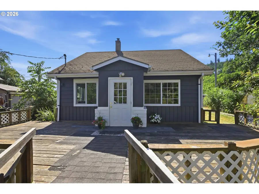 92278 Carson St, Marcola, OR 97454 - #3