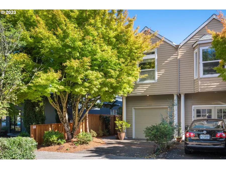 6018 S Hood Ave, Portland, OR 97239 - Image #2