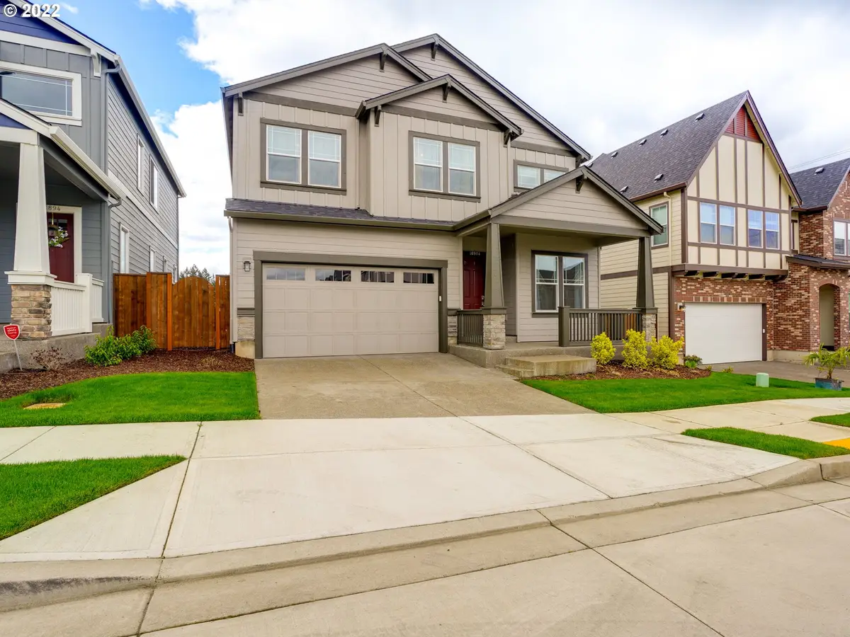 16904 SW Rockhampton Ln, Tigard, OR 97224 - Image #1