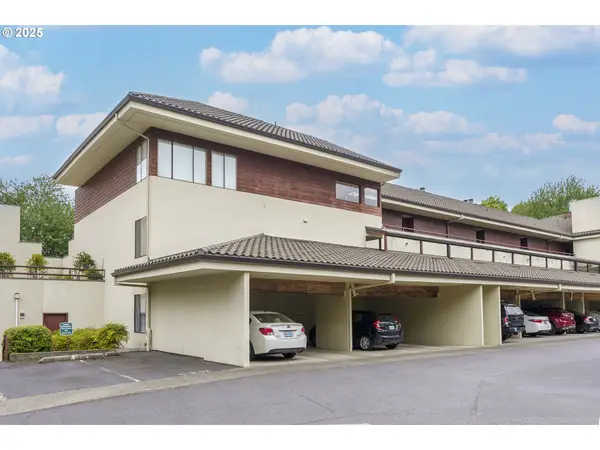 5250 S Landing Dr #111B1, Portland, OR 97239