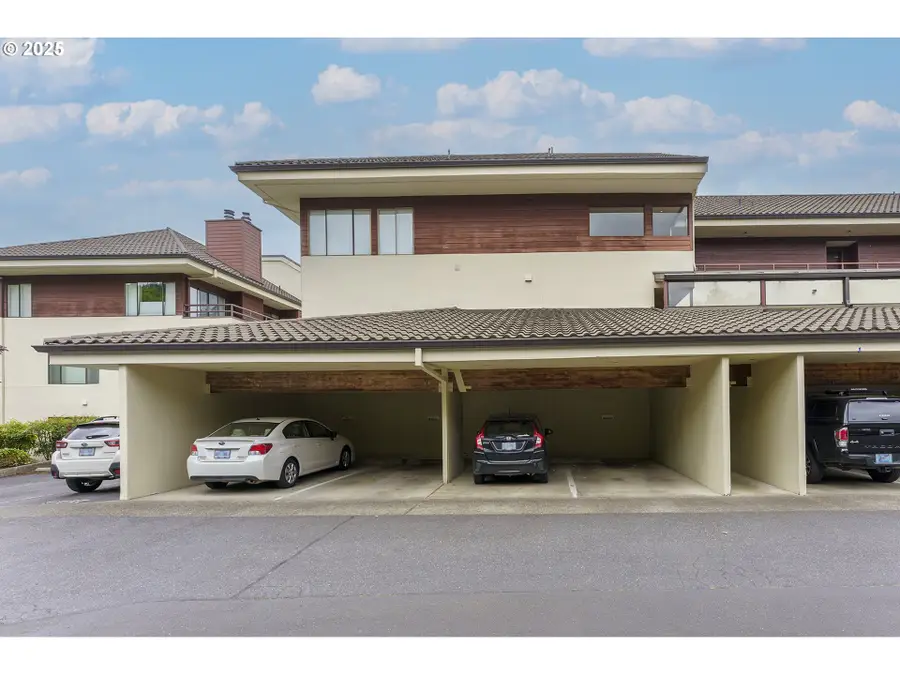 5250 S Landing Dr #111B1, Portland, OR 97239 - Image #3