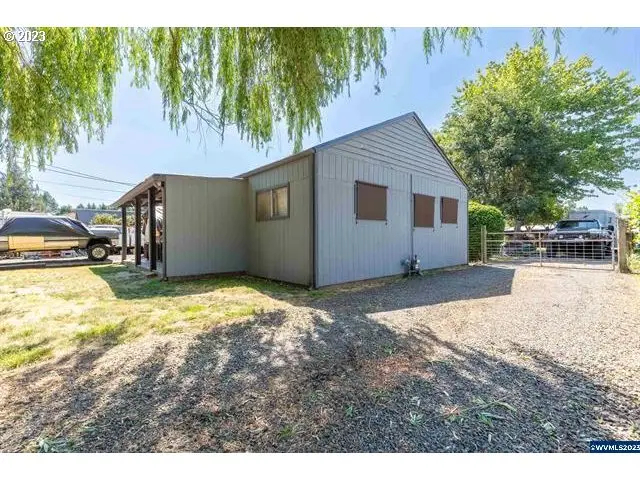 1011 F St, Lebanon, OR 97355 - Image #2