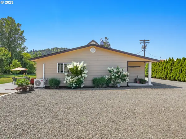 11630 Highway 101 S, Tillamook, OR 97141