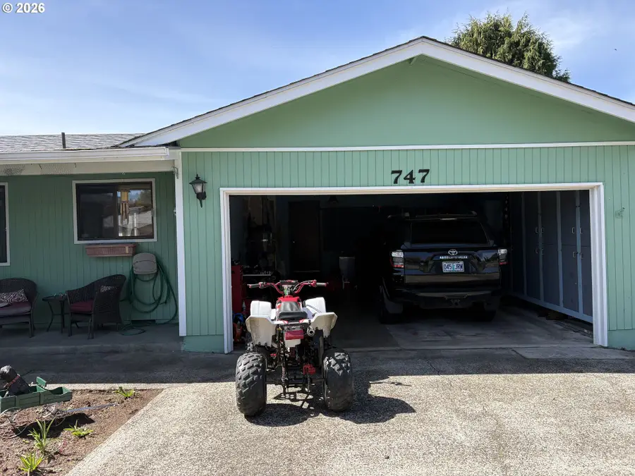 747 Evergreen Loop, Reedsport, OR 97467 - #2