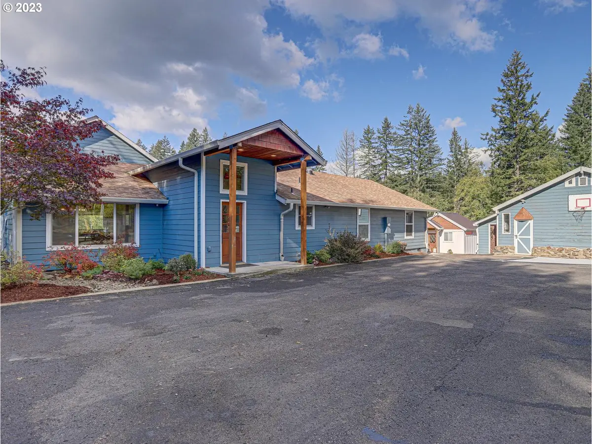 33125 SE Rainbow Rd, Estacada, OR 97023 - Image #1