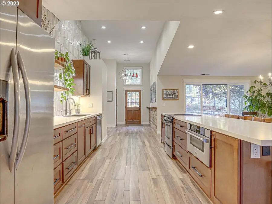 33125 SE Rainbow Rd, Estacada, OR 97023 - Image #2