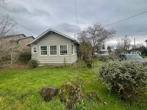 690 W Morton St, Lebanon, OR 97355