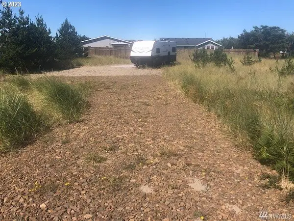 32701 I St, OceanPark, WA 98640