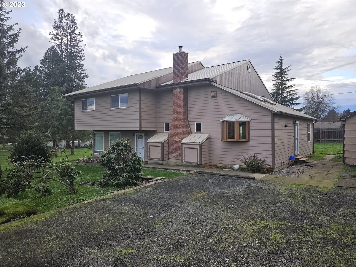 256 Plat A St, Sutherlin, OR 97479 - Image #1