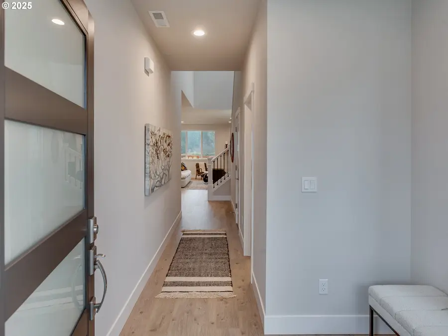 13866 SW 174th Ave, Beaverton Hillsboro, OR 97140 - Image #2