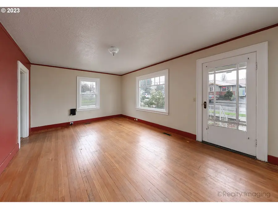 38525 Pleasant St, Sandy, OR 97055 - Image #3