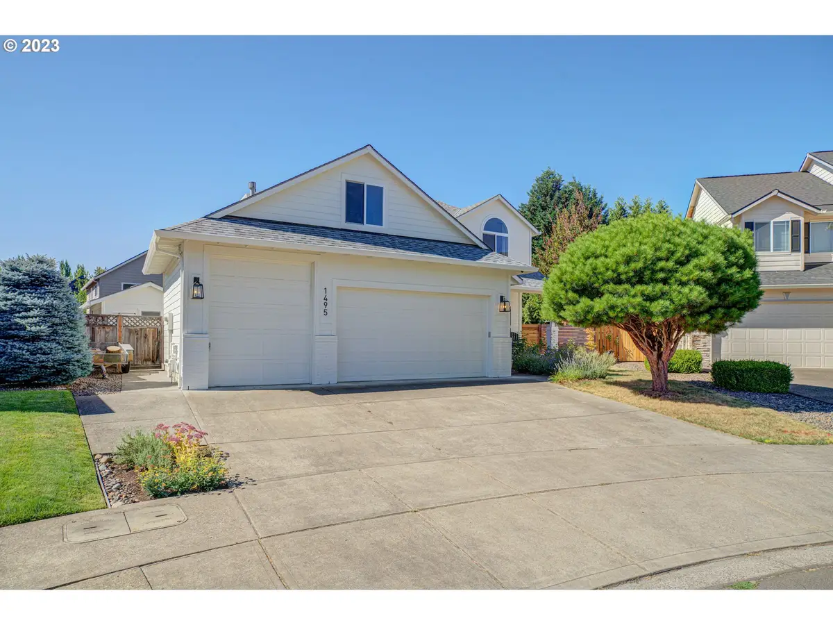 1495 NE Zachary St, Hillsboro, OR 97124 - #1