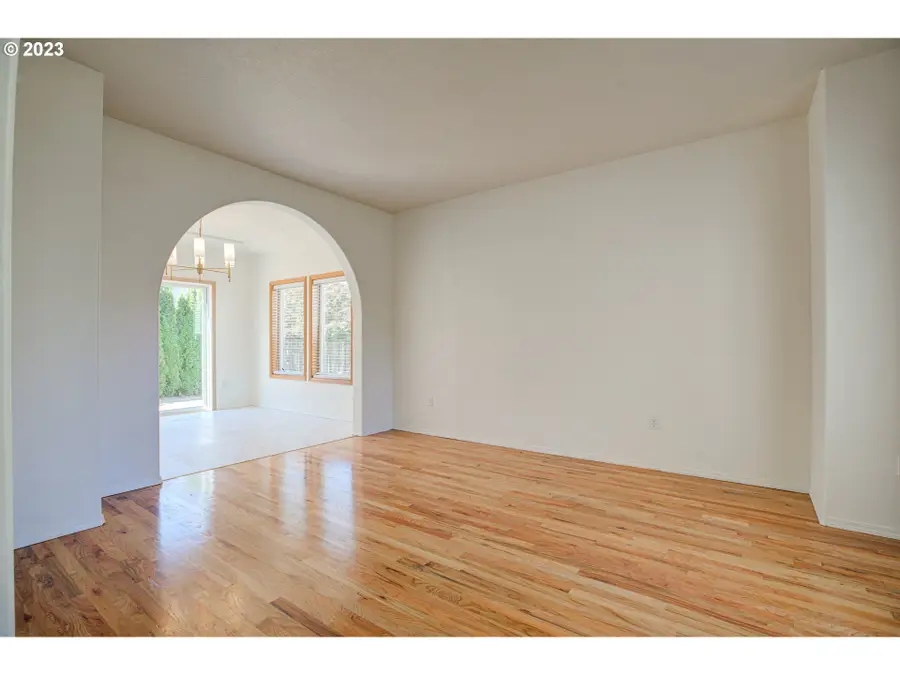 1495 NE Zachary St, Hillsboro, OR 97124 - #3