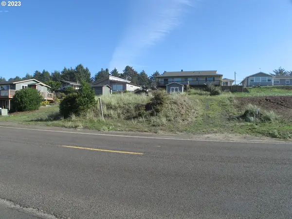 32200 I St, OceanPark, WA 98640