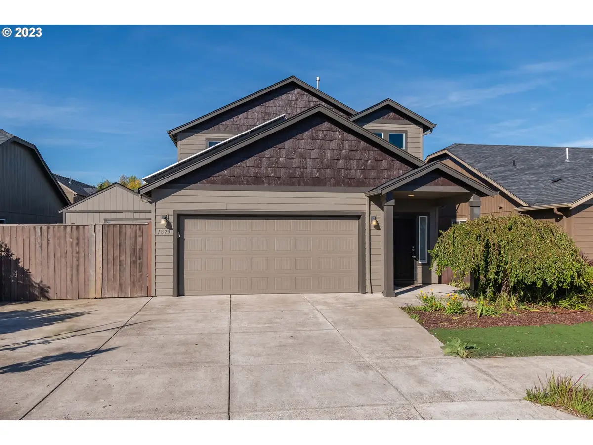 1879 Adelman Loop, Eugene, OR 97402 - Image #1