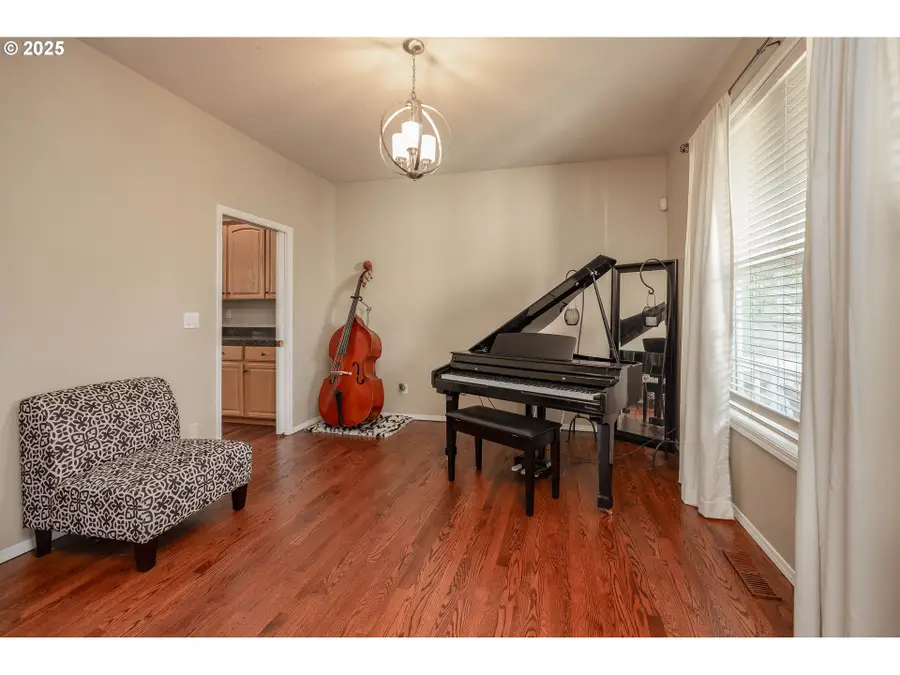 16713 NW Countryridge Dr, Bethany, OR 97229 - Image #3