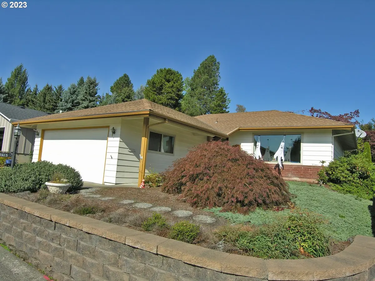 12625 SW Prince Albert St, King City, OR 97224 - Image #1