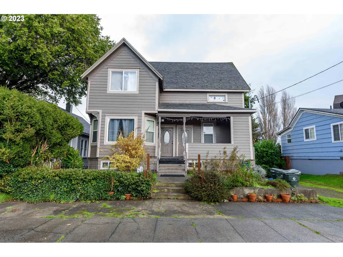 1569 Union Ave, North Bend, OR 97459 - Image #1