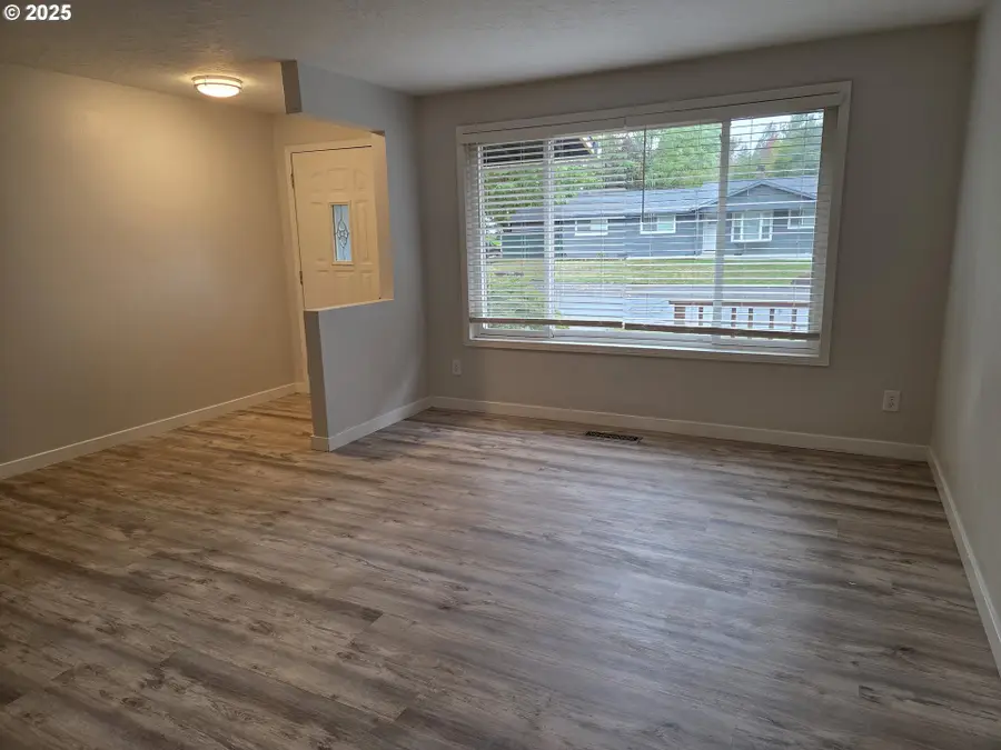 3512 SE Harlow Ct, Troutdale, OR 97060 - #3