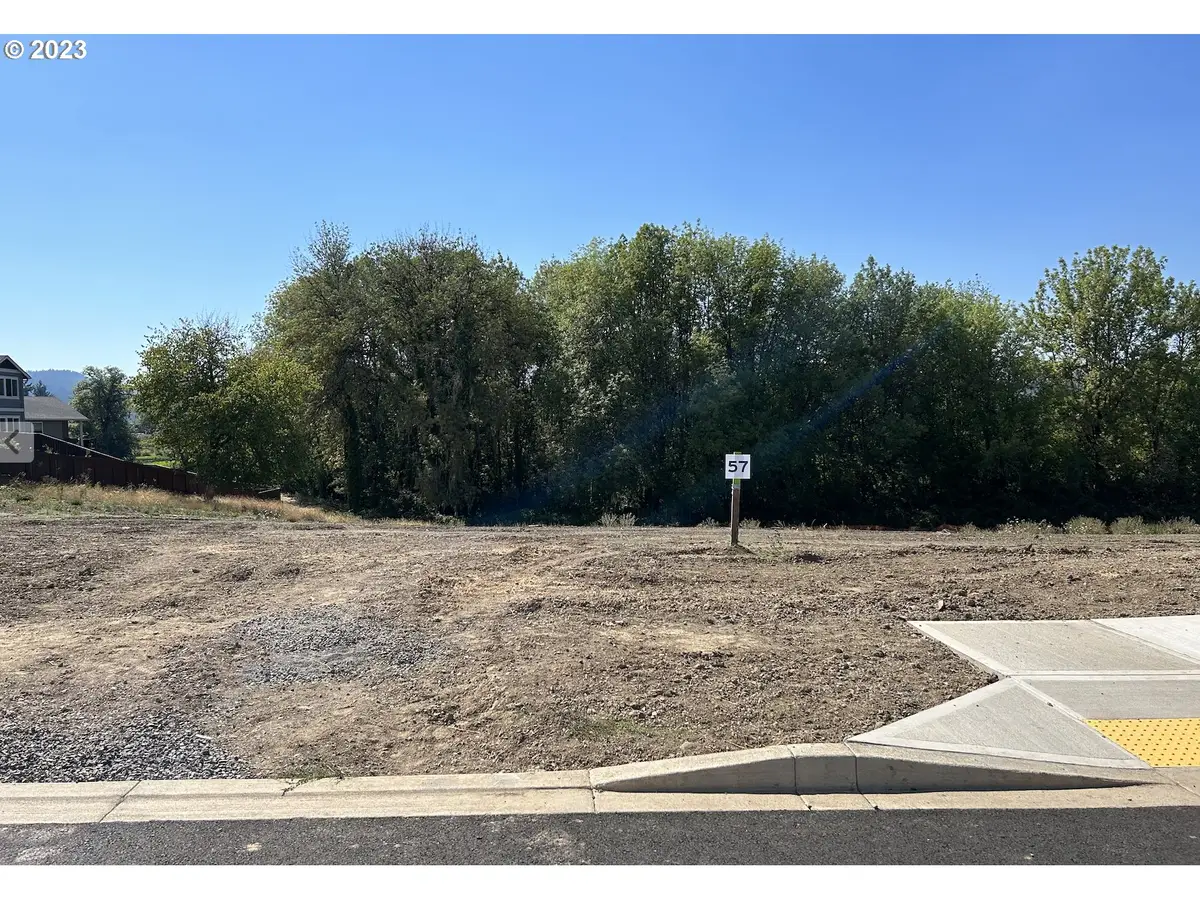 3011 NW Shadden Dr #57, McMinnville, OR 97128 - Image #1