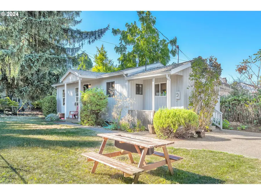 4903 SE Long St, Portland, OR 97206 - Image #2