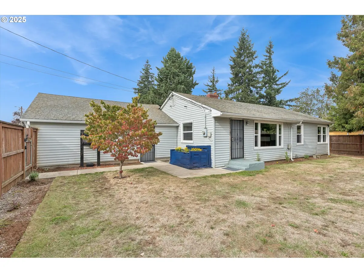 1751 SE 162nd Ave, Portland, OR 97233 - Image #1