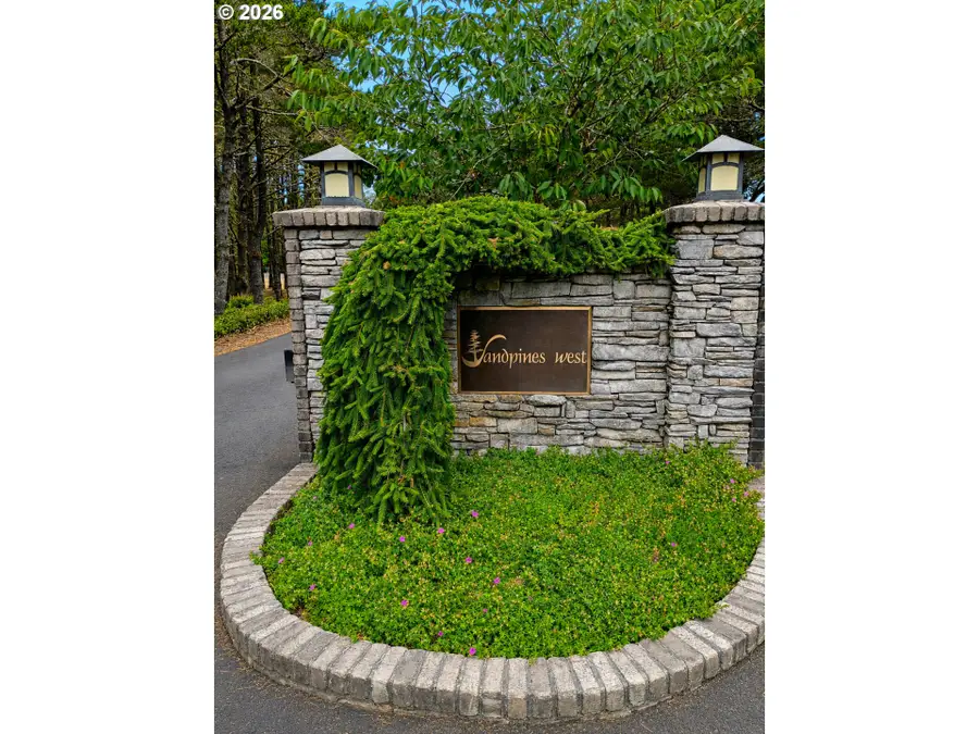 Royal St George, Florence, OR 97439 - #2