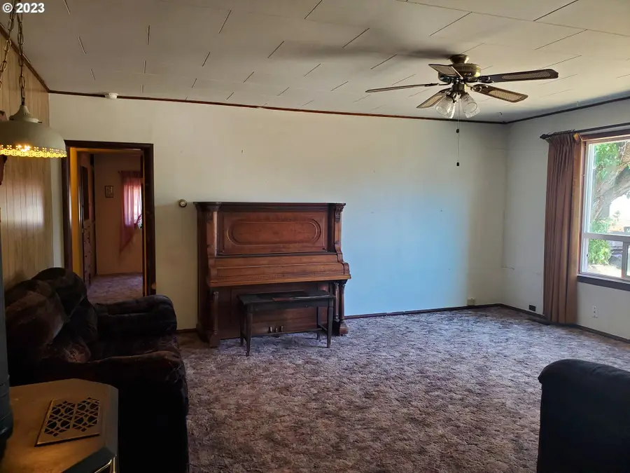 504 E Highway 82, Wallowa, OR 97885 - Image #3