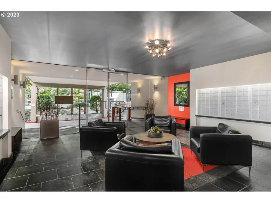 255 SW Harrison St #8B, Portland, OR 97201 - Image #3