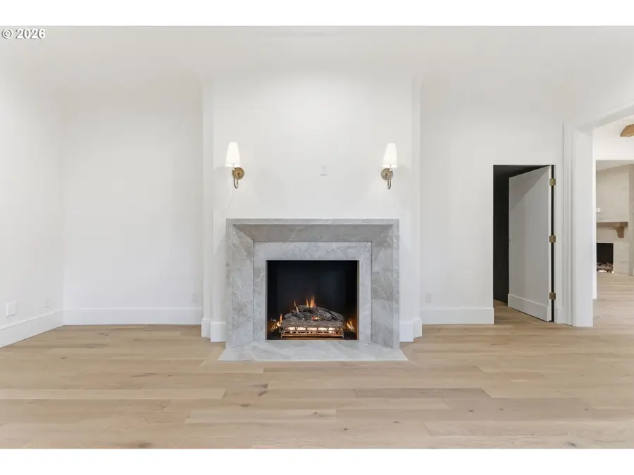 1415 S Military Rd, Portland, OR 97219 - #3