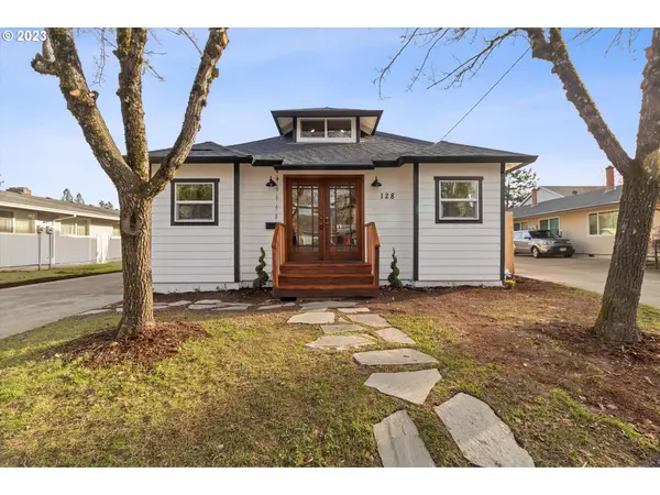 128 NE Liberty Ave, Gresham, OR 97030