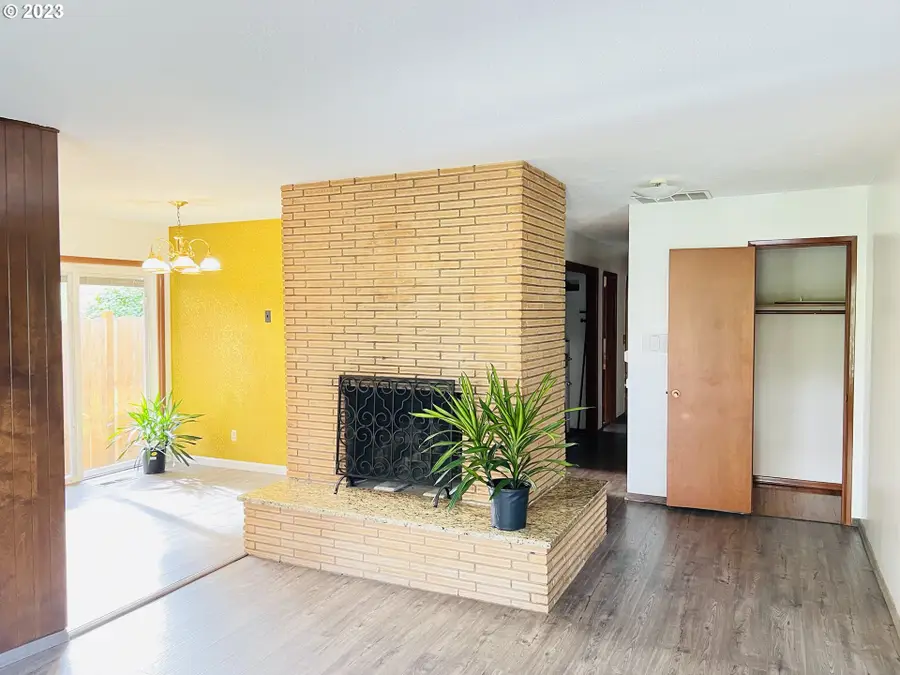 1726 Douglas St, Forest Grove, OR 97116 - Image #2