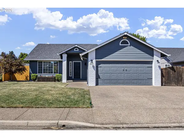 2070 Clark Ave, CottageGrove, OR 97424