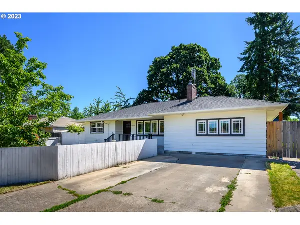 1020 N College St, Newberg, OR 97132