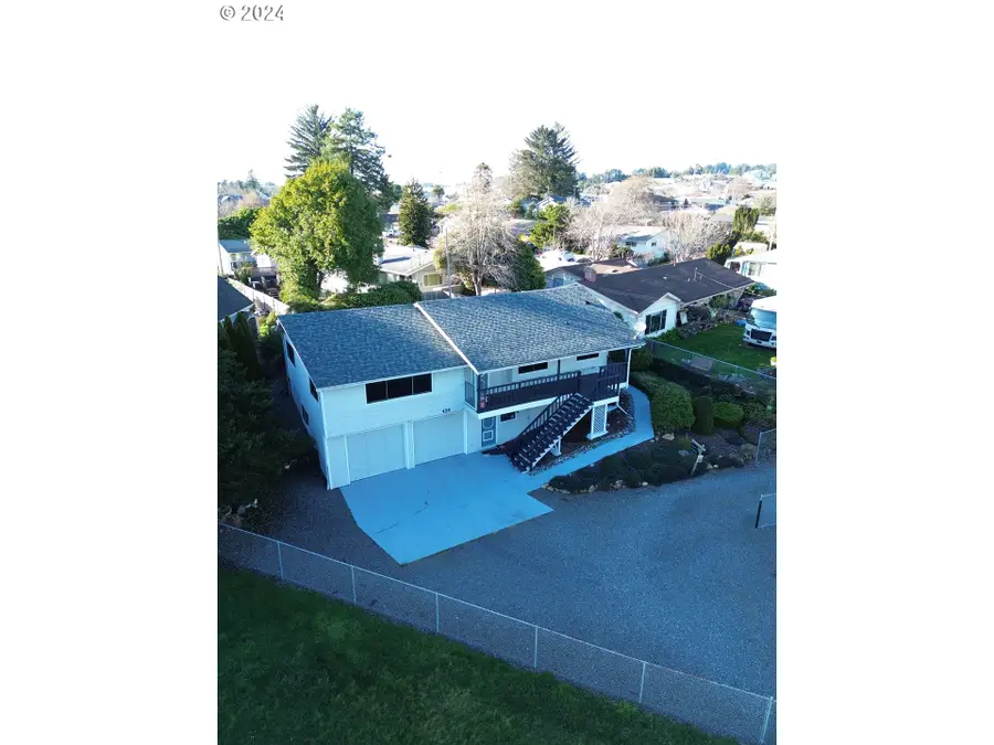 438 Buena Vista Loop, Brookings, OR 97415 - Image #3