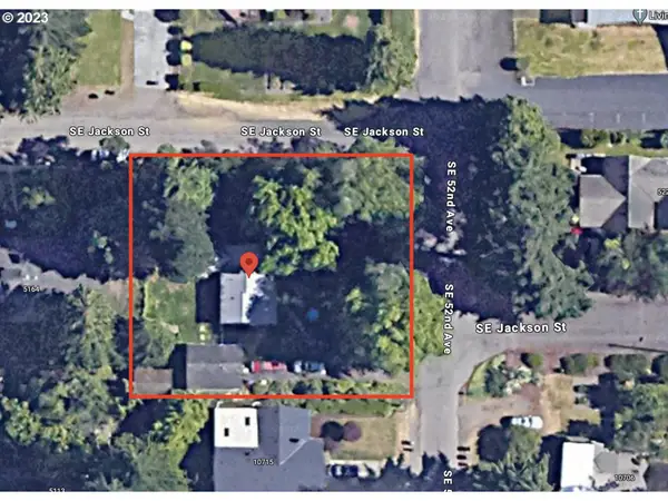 10705 SE 52nd Ave, Milwaukie, OR 97222