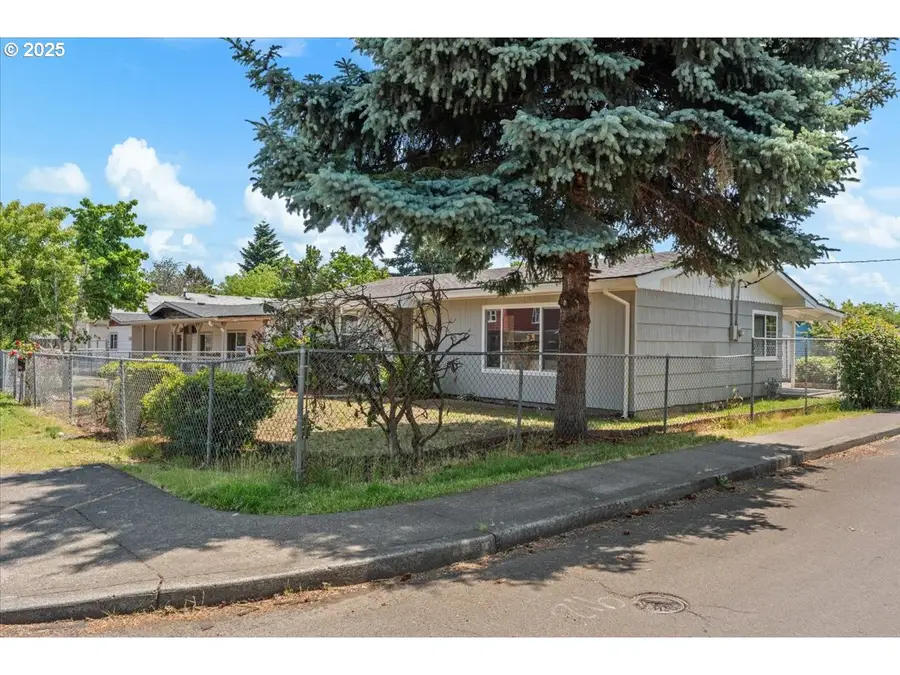 6704 SE Nehalem St, Portland, OR 97206 - Image #3