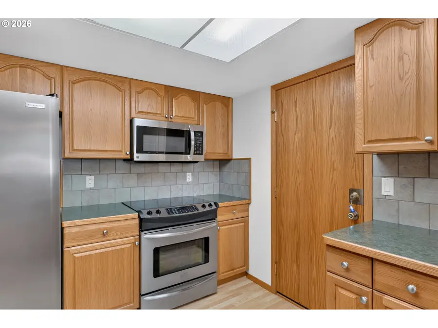 10925 SW 58th Ave, Portland, OR 97219 - #3